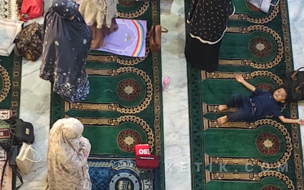 Thumbnail Berita - Jadwal Salat Kota Surabaya 13 April 2026