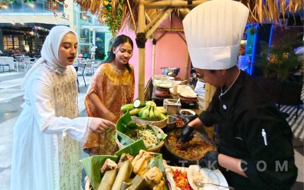 Thumbnail Berita - Rujak Cingur Jadi Menu Berbuka Puasa, Gurihnya Petis Madura Bikin Ketagihan