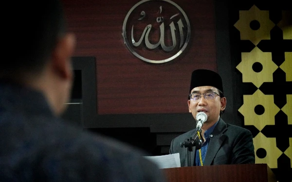 Thumbnail Berita - Rektor UB: Puasa Adalah ‘Sekolah’ Pengendalian Diri dan Empati