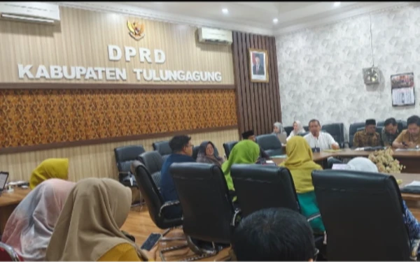 Thumbnail Berita - Dinkes Tulungagung Tegaskan Pengadaan Internet 32 Puskesmas Sesuai Prosedur dan Taat Regulasi