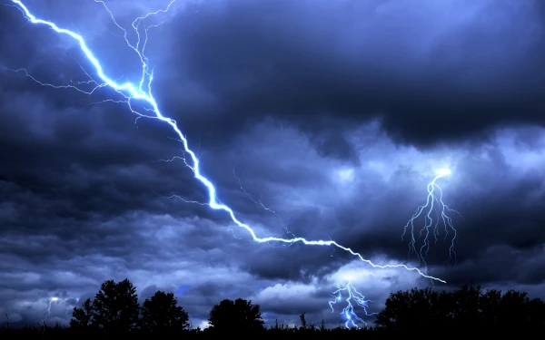 Thumbnail Berita - Hujan Disertai Petir Berpotensi Terjadi di Kabupaten Malang Sabru 21 Februari 2026