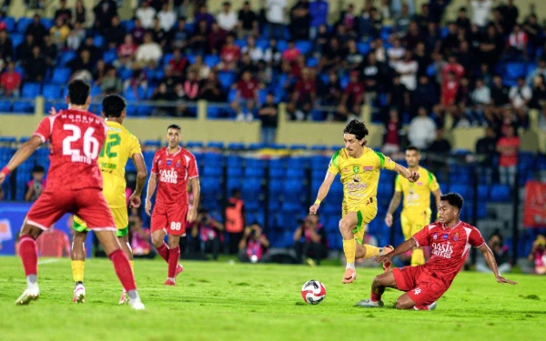 Thumbnail Berita - Emosi Tak Terkontrol Jadi Penyebab Persebaya Kalah 1-3 Lawan Persijap