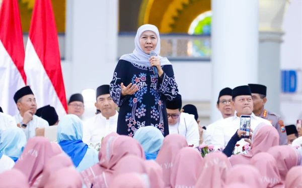 Thumbnail Berita - Gubernur Khofifah Ajak Masyarakat Perkuat Ukhuah di Momentum Ramadan