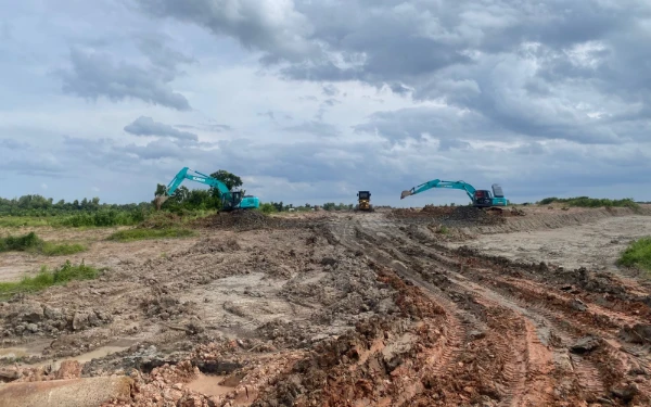 Thumbnail Berita - Ditreskrimsus Polda Sumatera Selatan Gerebek Tambang Galian C Ilegal di Banyuasin, 7 Orang Diamankan