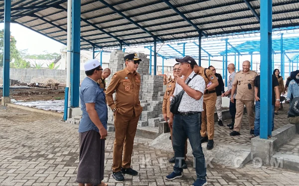 Thumbnail Berita - Telan Anggaran Rp14,9 Miliar, Pasar Gadang Bakal Punya Jalan Kembar Berpagar hingga Area Parkir