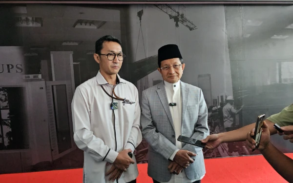 Thumbnail Berita - Menag RI Nasaruddin Umar Datangi KPK, Jelaskan Penggunaan Pesawat Khusus ke Sulsel