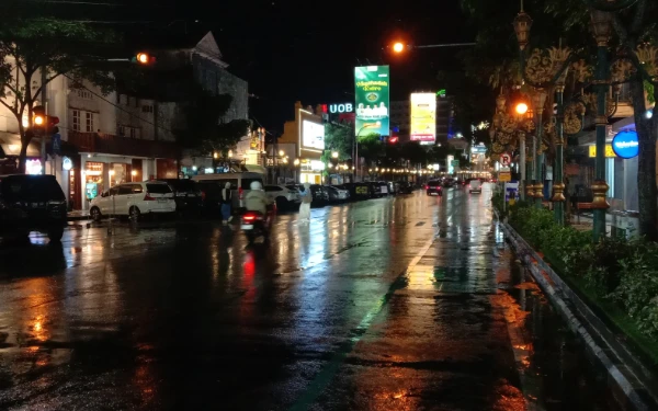 Thumbnail Hujan Deras Landa Kota Malang Selama Seminggu, BPBD Kota Malang Imbau Masyarakat Untuk Waspada