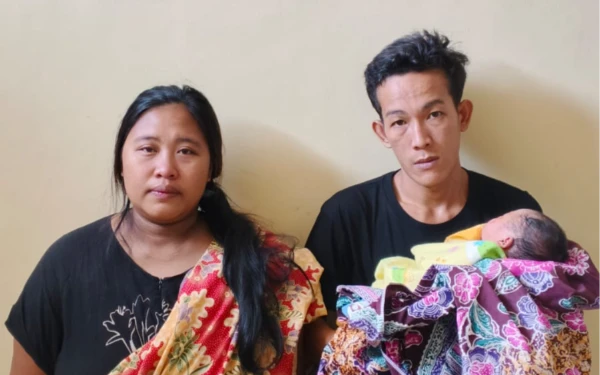 Thumbnail Berita - Miris! Bayi 3 Hari Hendak Dijual Rp52 Juta, Ditawarkan di Medsos