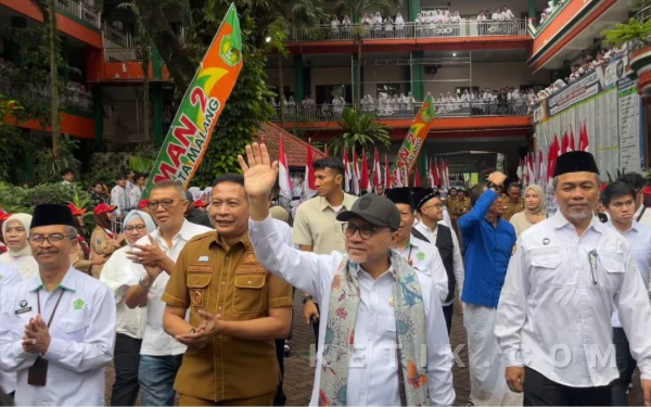 Thumbnail MAN 2 Kota Malang Belum Tersentuh MBG, Menko Pangan Zulhas: Segera Kita Bantu