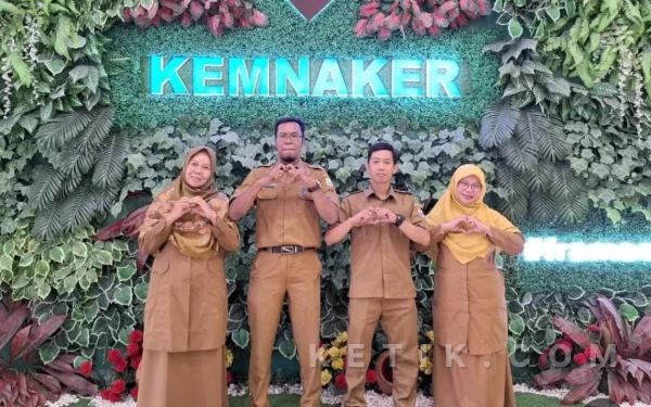 Thumbnail Berita - Disnaker Lebak Sosialisasi Jelang Nyepi dan Idul Fitri 1447 H, Tekankan Kepatuhan THR dan Hubungan Industrial Harmonis