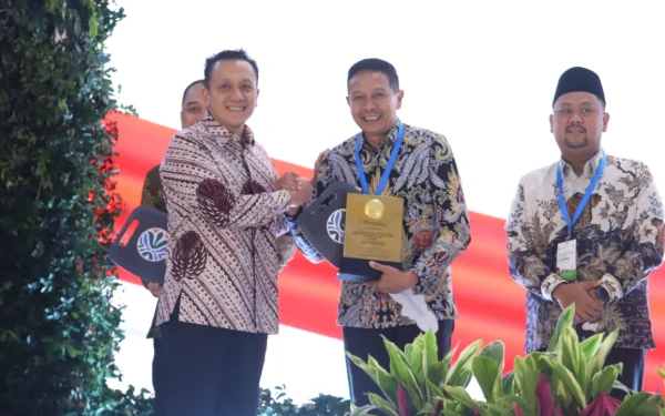 Kota Malang Raih Predikat Menuju Kota Bersih, Tempati Peringkat 7 Nasional