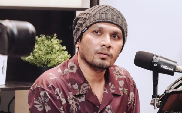 Thumbnail Berita - Mudah Dilakukan! Amalan Ringan Berpahala Besar di Bulan Ramadan, Simak Penjelasan Ustadz Hanan Attaki