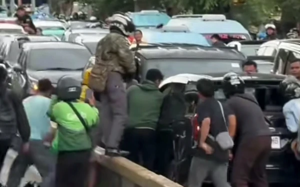 Thumbnail Berita - Pengemudi Mobil Lawan Arah di Jakarta Pusat Dites Urine, Begini Hasil Pemeriksaannya