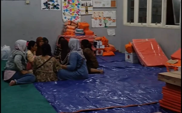 Thumbnail Berita - BPBD Surabaya Sediakan Hunian sementara Bagi Korban Kebakaran Rusun Sombo