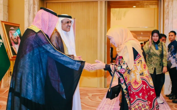 Thumbnail Nilai Spiritual dan Sosial Bulan Suci, Ini Makna Ramadan Versi Gubernur Khofifah