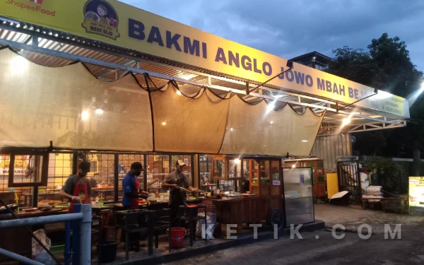 Thumbnail Berita - Kisah Sukses Bakmi Anglo Jowo Mbah Bejo, Dari Kecintaan Owner Hingga Ekspansi ke Malang