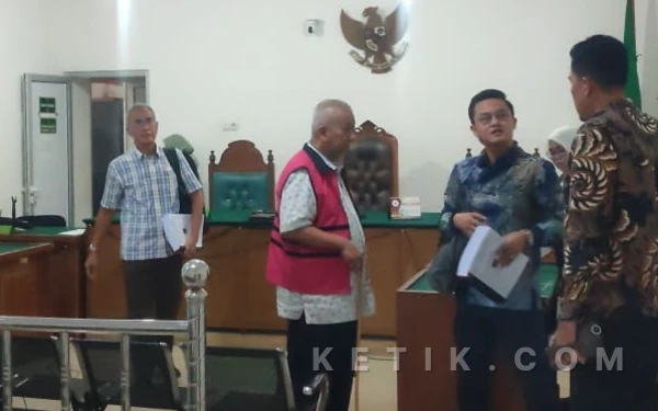 Thumbnail Berita - Eks Dirjen Perkeretaapian Dituntut 12 Tahun, Kasus LRT Palembang Rugikan Negara Rp74 Miliar