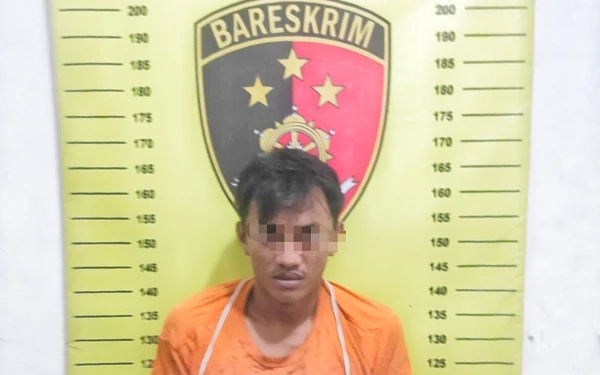 Thumbnail Berita - Kanit Reskrim Polsek NA IX-X Pimpin Penyergapan Terkait Sabu, Satu Pelaku Kabur