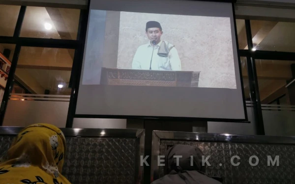 Thumbnail Berita - Ustaz Azmi Beberkan Lima Penyakit yang Buat Pahala Ramadan 'Bocor Alus'