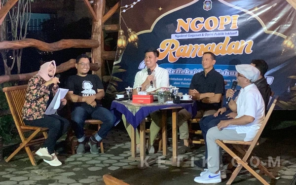 Thumbnail Berita - Refleksi Setahun Pemerintahan Kota Blitar, 70 Penghargaan hingga Tantangan Pangkas APBD 80 Persen