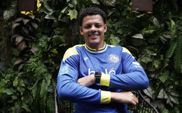 Thumbnail Berita - Arema FC Merana, Walisson Maia Cedera Parah dan Terancam Absen Sampai Akhir Musim