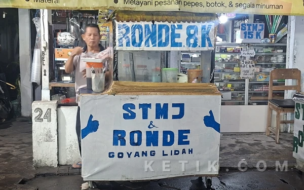 Thumbnail Berita - Wedang Ronde Goyang Lidah, Sensasi Hangat Serasi Dengan Cuaca Dingin