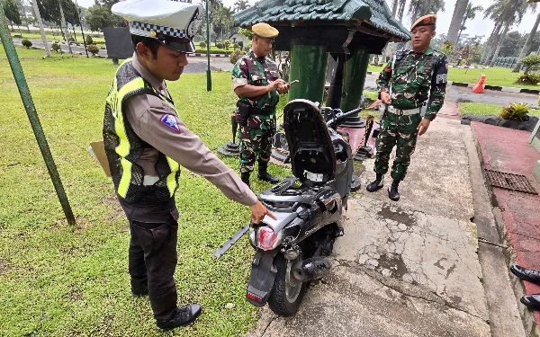 Thumbnail Berita - Kurang Hati-Hati, Dua Laka di Kota Batu Makan Korban Jiwa dan Tiga Orang Terluka