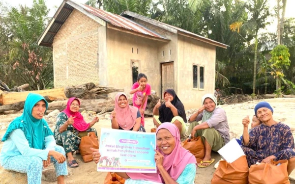 Thumbnail Berita - Kepedulian Sosial, BMM Salurkan Bantuan untuk Korban Banjir di Tapanuli Tengah