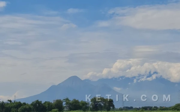 Thumbnail Berita - BMKG: Cuaca Kota Surabaya dan Sidoarjo 3 Maret 2026 Diprakirakan Cerah Berawan