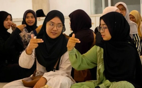 Thumbnail Berita - Unesa Gelar Kelas Mengaji Al-Qur’an Bahasa Isyarat Selama Ramadan, Wujud Kampus Ramah Disabilitas