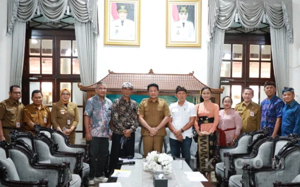 Thumbnail Berita - Bupati Subandi Jaga Kerukunan dan Harmoni, Kuatkan Sinergi Pemkab dan PHDI Sidoarjo