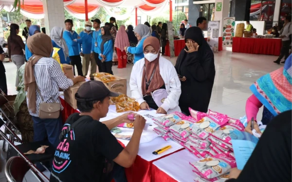 Thumbnail Berita - Catat Tanggalnya! Jadwal Lengkap Pasar Murah Pemkot Surabaya