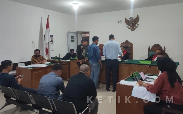 Thumbnail Berita - Sidang Avanza BG 1811 IX Memanas, Direktur PT Solid Mandiri Akui Tarik Unit di Kantor TAF