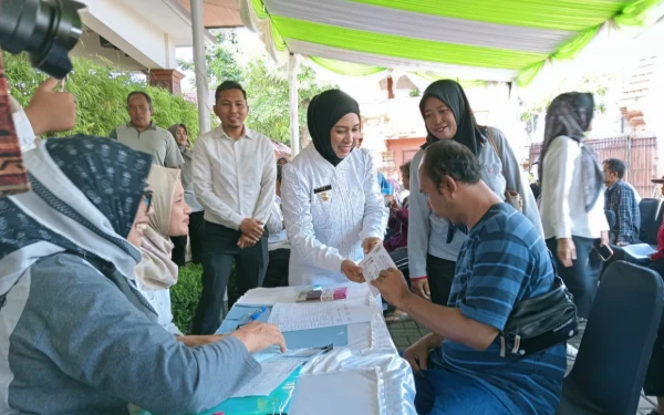 Thumbnail Berita - 243 Warga Penyandang Disabilitas Kota Mojokerto Terima Bantuan Sosial Uang Tunai