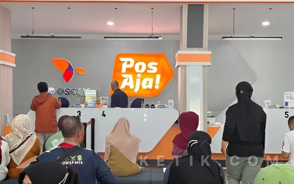 Thumbnail Berita - Imbas Konflik Iran-AS, Kiriman Uang PMI ke Kantor Pos Malang Turun Rp1,8 Miliar