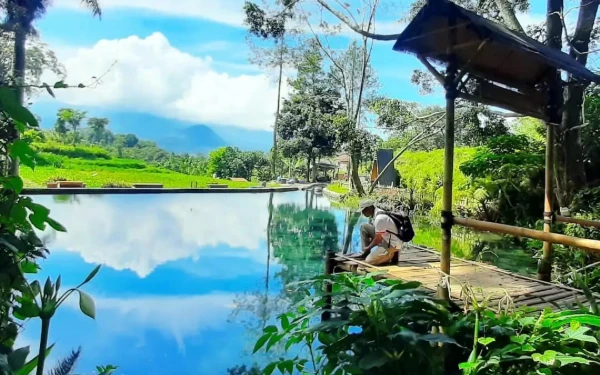 Thumbnail Telaga Madiredo, Hidden Gem Wisata Malang Raya dengan Nuansa Hijau Pedesaan