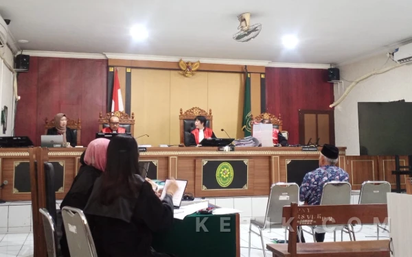 Thumbnail Berita - Sidang Korupsi Hibah Pariwisata Sleman: JPU Bacakan Tuntutan terhadap Terdakwa Sri Purnomo Pekan Depan