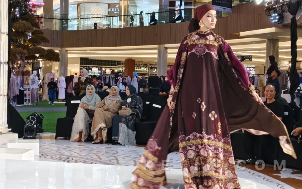 Thumbnail Berita - Modest Fashion Mufway Surabaya Digelar, Bidik Omzet Rp3 Miliar Jelang Lebaran