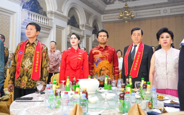 Thumbnail Berita - Wagub Emil Optimistis Daya Juang Pengusaha Jatim Mampu Hadapi Tantangan Situasi Global