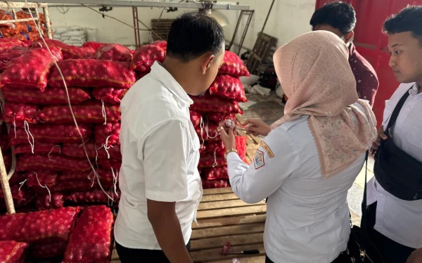Ungkap Peredaran Bawang Bombai Ilegal, Polresta Malang Kota Amankan 1.500 Karung dan Tetapkan Tersangka