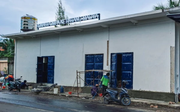 Thumbnail Berita - DPRD Surabaya Minta Pemkot Audit Rumah Pompa untuk Antisipasi Banjir Jelang Lebaran