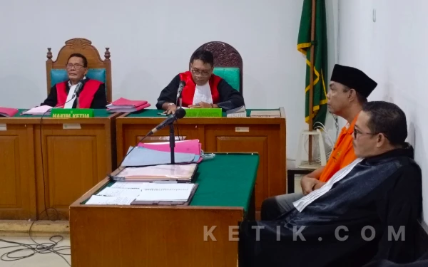 Thumbnail Berita - Sidang Penganiayaan Berat Ferdinan di PN Palembang, Korban Ungkap Luka Tusuk Tembus hingga Rongga Dada