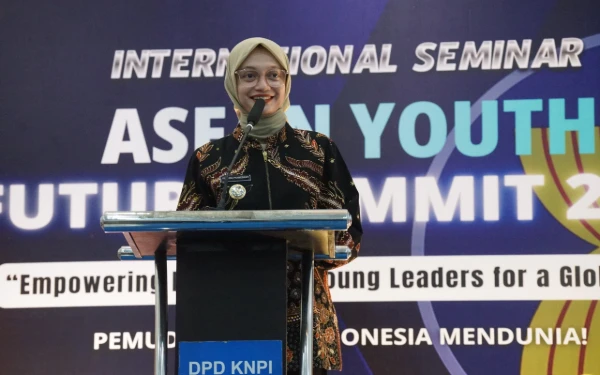 Thumbnail Berita - Buka ASEAN Youth Future Summit, Wali Kota Kediri: Pemuda Harus Berani Berinovasi dan Jadi Motor Penggerak Perubahan