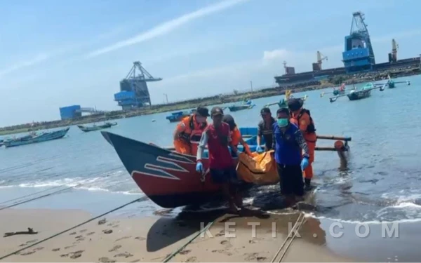 Thumbnail Berita - Mayat Pria Tanpa Identitas Ditemukan di Perairan Cilacap