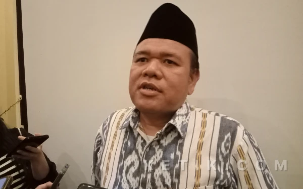 Thumbnail OJK Malang Prediksi Konsumsi Masyarakat Naik Saat Lebaran, Perbankan Diingatkan Ancaman Siber