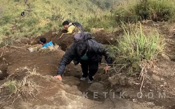 Thumbnail Berita - Tak Perlu Jauh-Jauh, 7 Summit Mojokerto Tawarkan Pendakian Seru di Jawa Timur