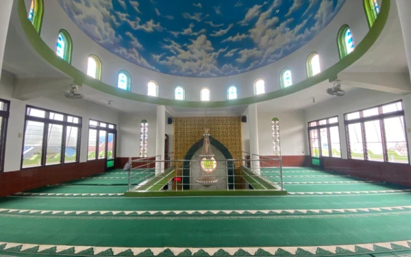 Thumbnail Melihat Akulturasi Desain Jawa dan Arab di Masjid Al-Mukarromah Kasin Malang