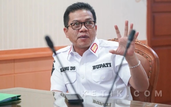 Thumbnail Berita - Bupati Bandung Sampaikan Kabar Gembira: SE Mendikdasmen Terbit, Honor Guru P3K PW Bisa Dibayar Lewat Dana BOSP