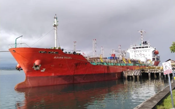 Thumbnail Berita - Pertamina Patra Niaga Pastikan Stok serta Distribusi BBM di Wilayah Jatimbalinus Aman dan Lancar