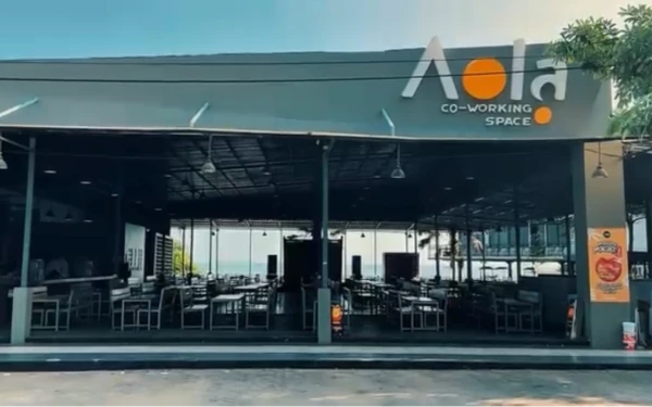 Libur Lebaran, Cafe Aola Paciran Lamongan Cocok Jadi Tempat Favorit Menikmati Senja